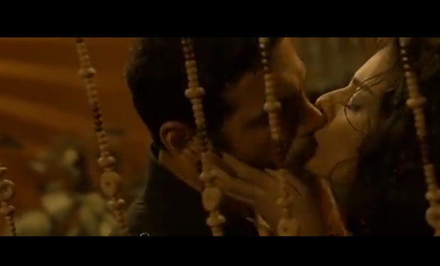 Shootout At Wadala Kiss Shootout At Wadala Kiss